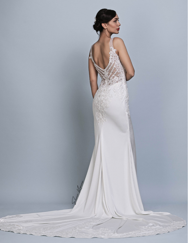 Vネック レース イタリアンサテン ソフトマーメイドライン ウェディングドレス