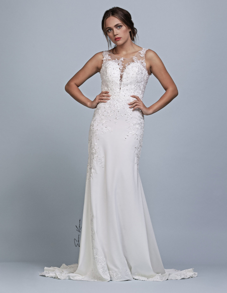 ラウンドネック イタリアンサテン レース くるみボタン ソフトマーメイドライン ウェディングドレス