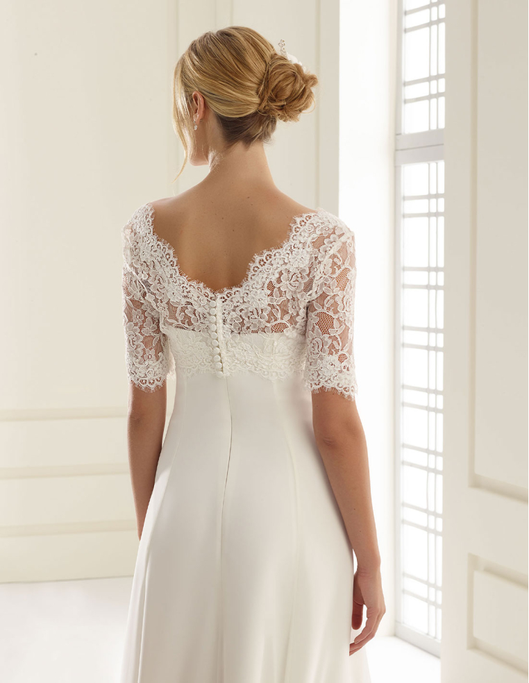 オフホワイト レース チュール くるみボタン 半袖 ウェディングボレロ